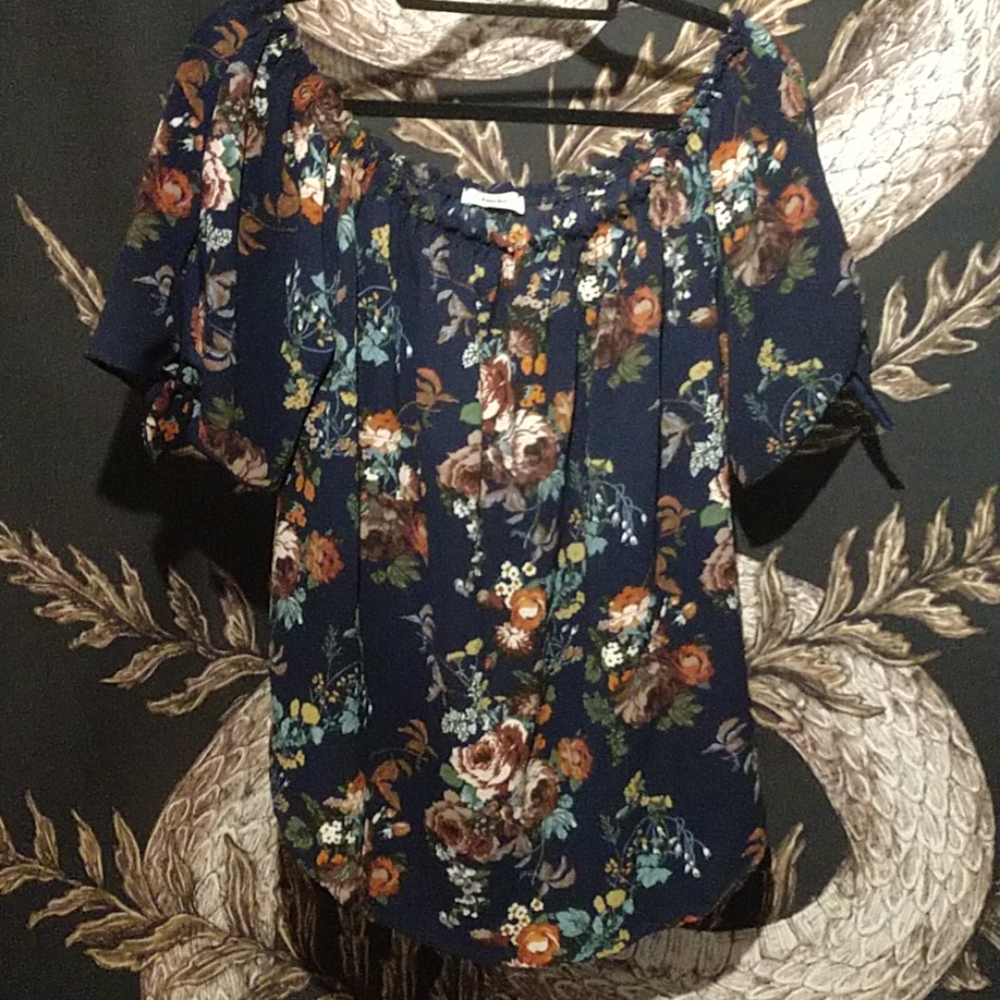 Ruched off-shoulder floral top